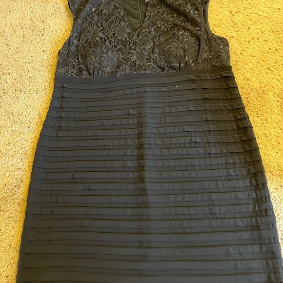R&M Richards black dress - Picture 2 of 3